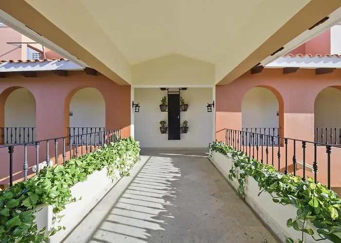 Presidential Three Bedroom Ocean View - Casa Del Mar Apartment